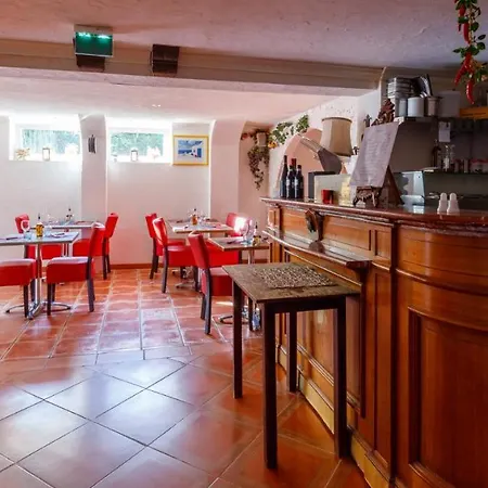 ホテル Restaurant Kuentz